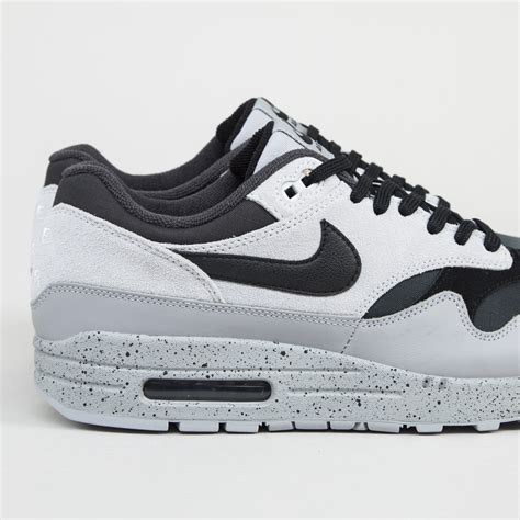 nike air max 1 premium schwarz damen|Nike Air Max one premium.